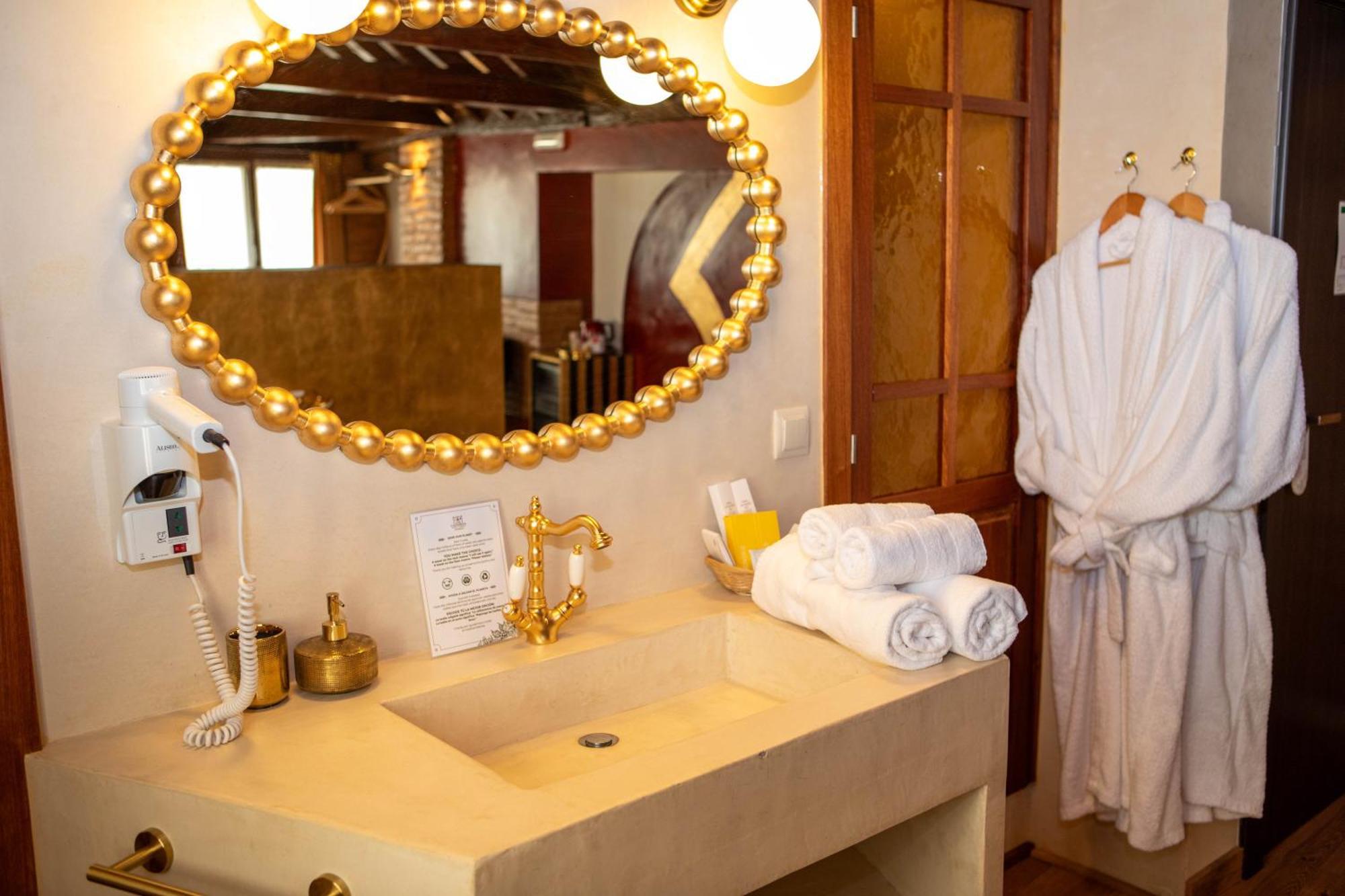 Hotel Boutique Posada Castaneda Granada Buitenkant foto